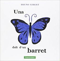 Una papallona dalt d'un barret